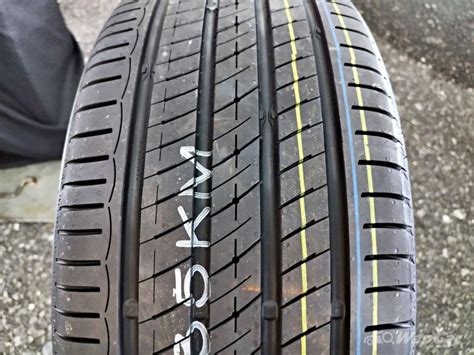 Review: Continental UltraContact UC7 .